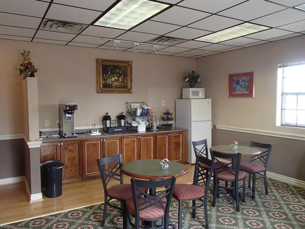 Nola Inn & Suites Новый Орлеан Экстерьер фото